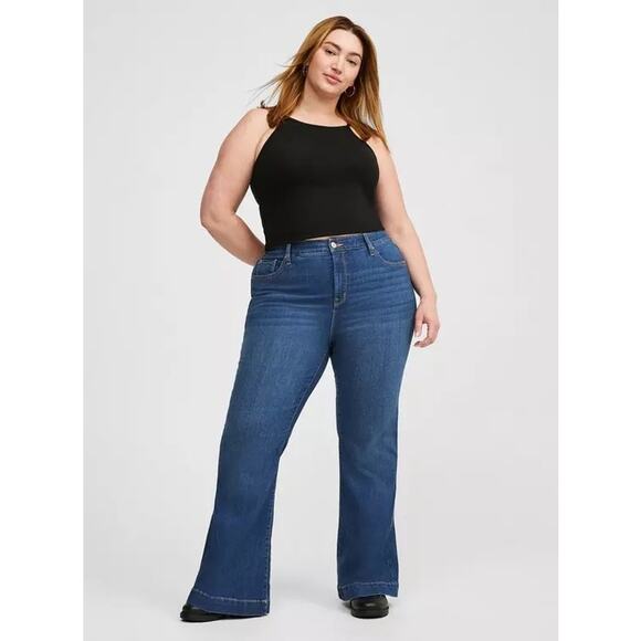 Torrid Sky High A-Line Flare High-Rise Jeans Women’s 20 Short Blue Denim Stretch - Picture 2 of 12